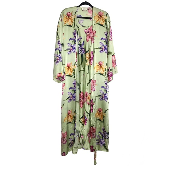 Vintage Victoria’s Secret Gold Label Floral Silk Robe...